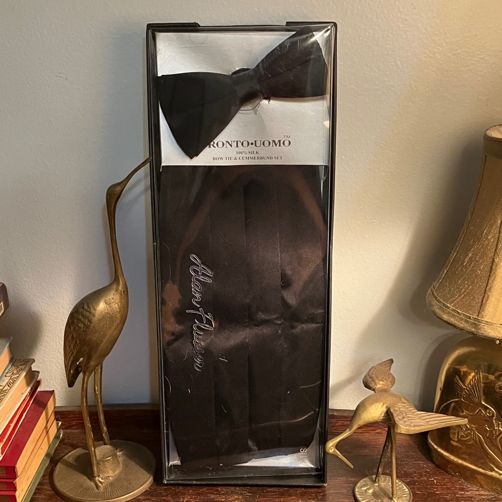 Pronto Uomo  Alan Flusser Elegant Black Tie Set